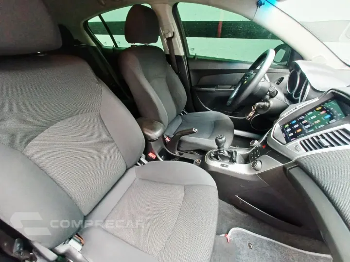 CRUZE HB Sport LT 1.8 16V FlexP. 5p Mec