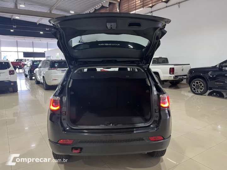 COMPASS 2.0 16V Trailhawk 4X4
