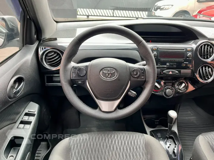 ETIOS 1.5 XS Sedan 16V