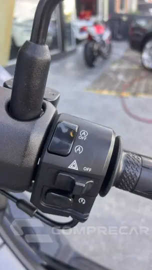 NMAX Connected 160 ABS