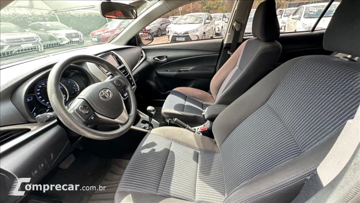 YARIS 1.5 16V FLEX SEDAN XL PLUS CONNECT MULTIDRI
