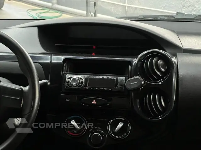 ETIOS SEDAN - 1.5 X SEDAN 16V 4P MANUAL