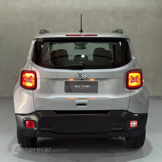 Renegade STD 1.8 4x2 Flex 16v Aut.