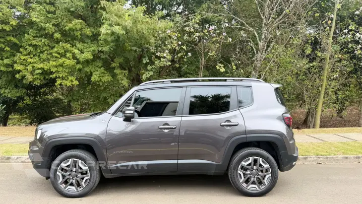 RENEGADE 1.3 T270 Turbo Trailhawk 4X4