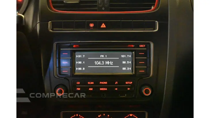 FOX - 1.6 MI ROCK IN RIO 8V 4P MANUAL