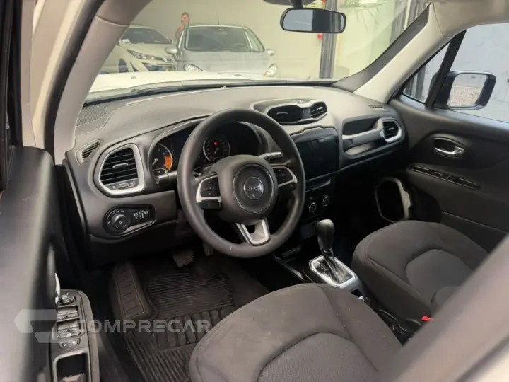 Renegade 1.8 4x2 Flex 16V Aut.