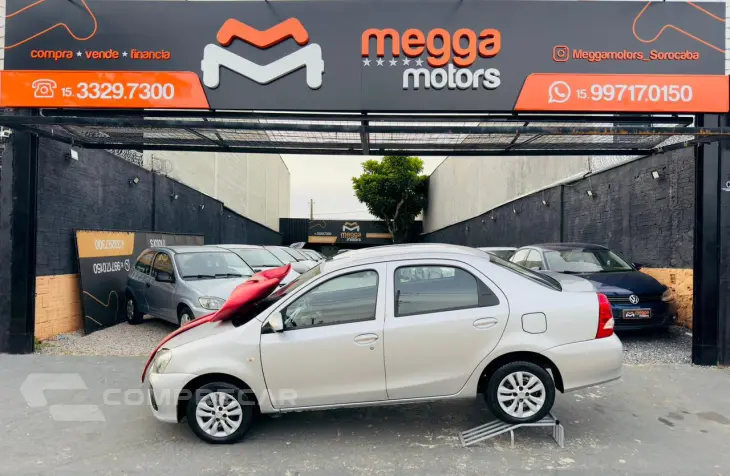 Etios Sedan 1.5 16V 4P FLEX X