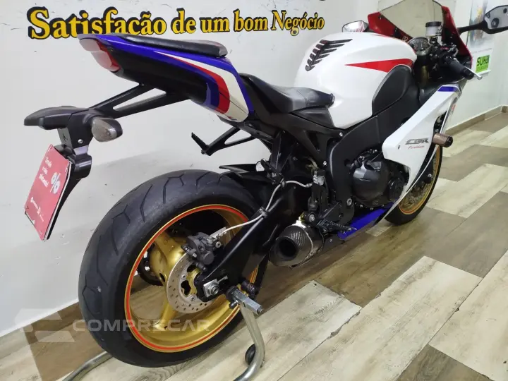 CBR 1000 FIREBLADE RR