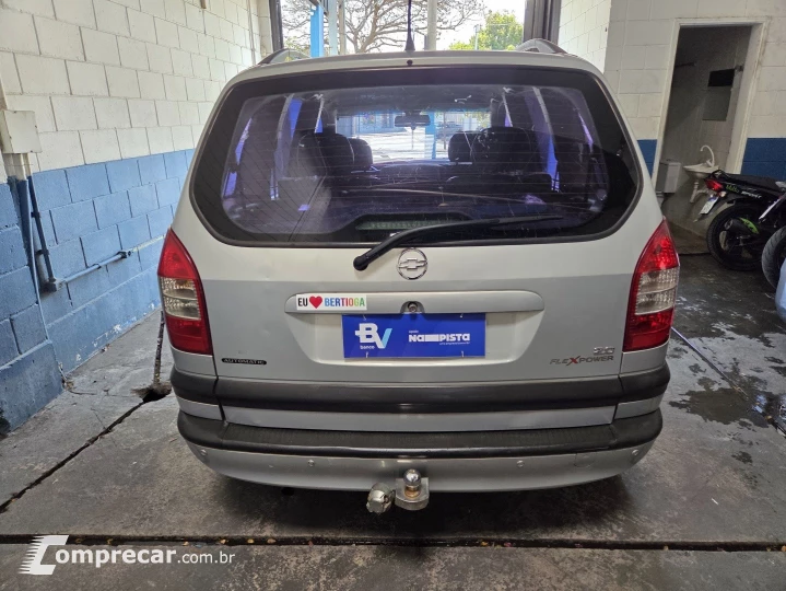 ZAFIRA 2.0 MPFI ELITE 8V FLEX 4P AUTOMÁTICO