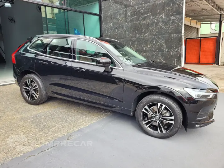 XC60 2.0 T5 Momentum AWD Geartronic
