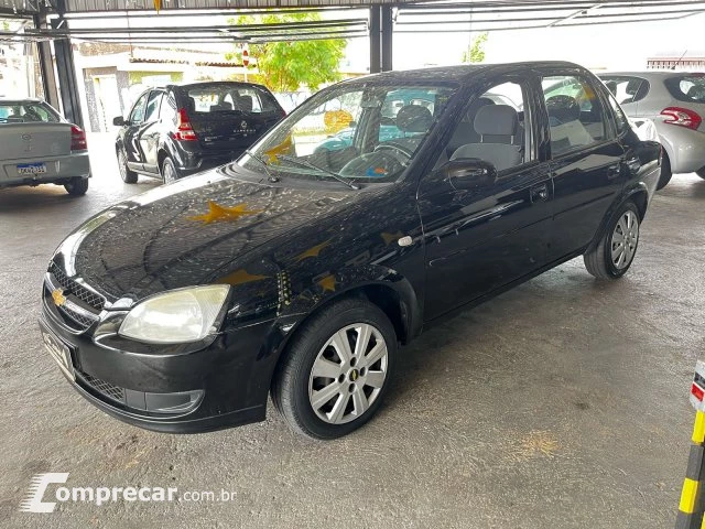CLASSIC - 1.0 MPFI LS 8V 4P MANUAL
