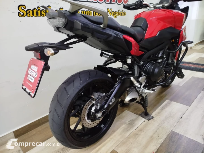 Tracer 900 GT