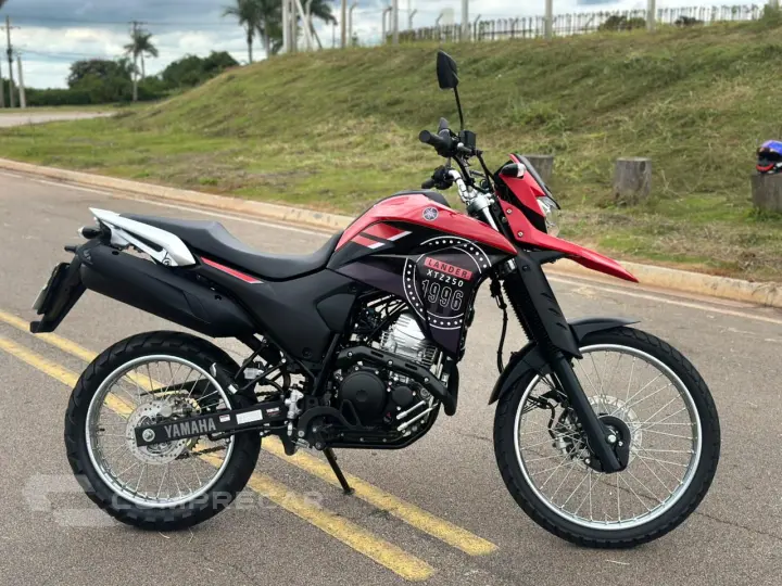 XTZ 250 LANDER