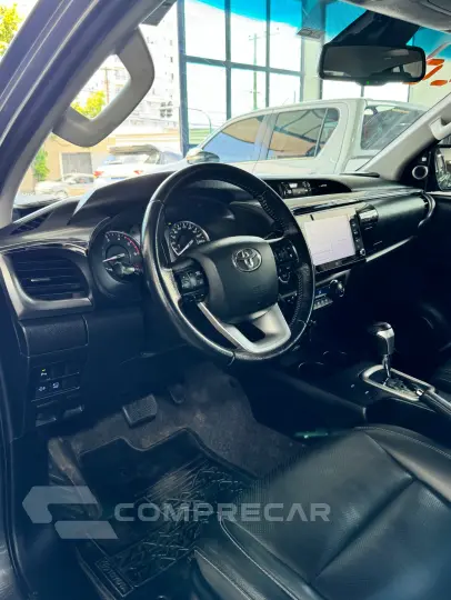 Hilux CD SRX 4x4 2.8 TDI 16V Diesel Aut.