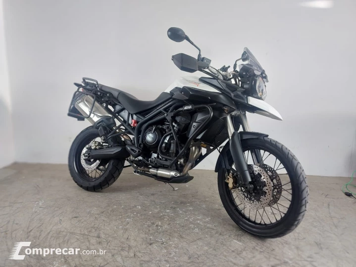 TRIUMPH TIGER 800 XCA