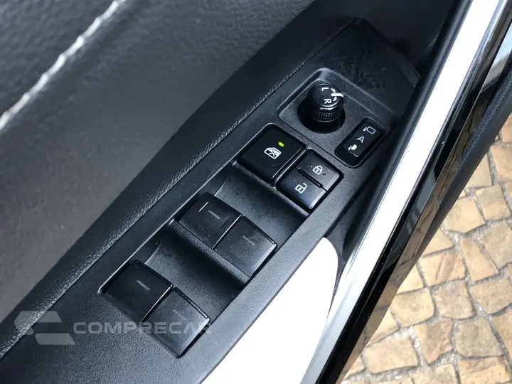 Corolla Cross 1.8 Vvt-I Hybrid Flex Xrx Cvt