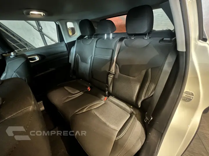 Compass 1.3 16V 4P FLEX SPORT T270 TURBO AUTOMÁTICO