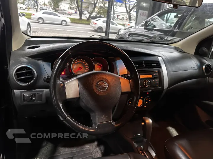 LIVINA 1.8 SL X-GEAR 16V FLEX 4P AUTOMÁTICO