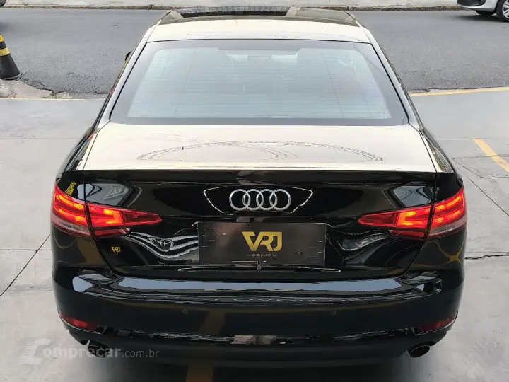 A4 Attraction 2.0 TFSI 190cv S tronic