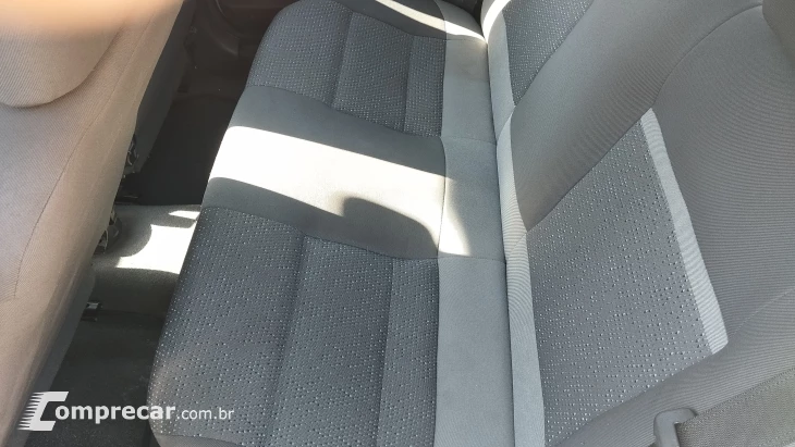 CELTA 1.0 MPFI LT 8V