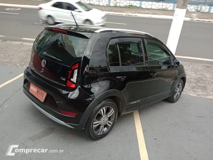 Cross UP 1.0 12V 4P TSI FLEX