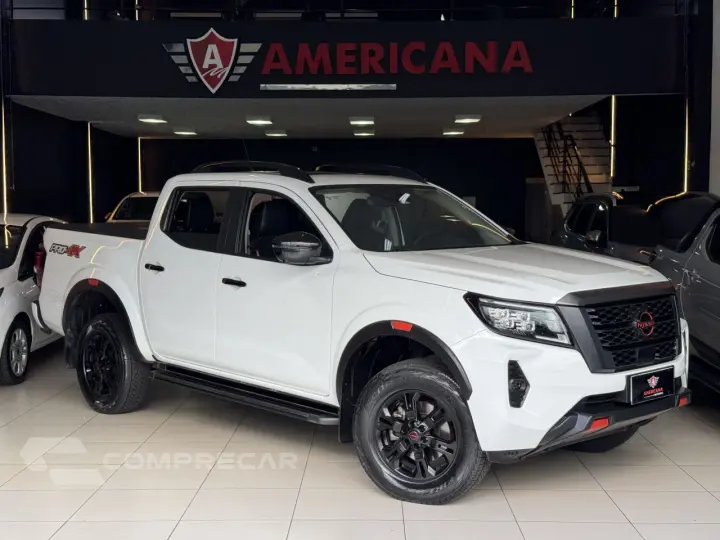 Frontier 2.3 16V PRO4X CABINE DUPLA 4X4 BI-TURBO DIESEL AUTO