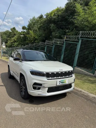 COMMANDER 2.0 Hurricane 4 Turbo Overland