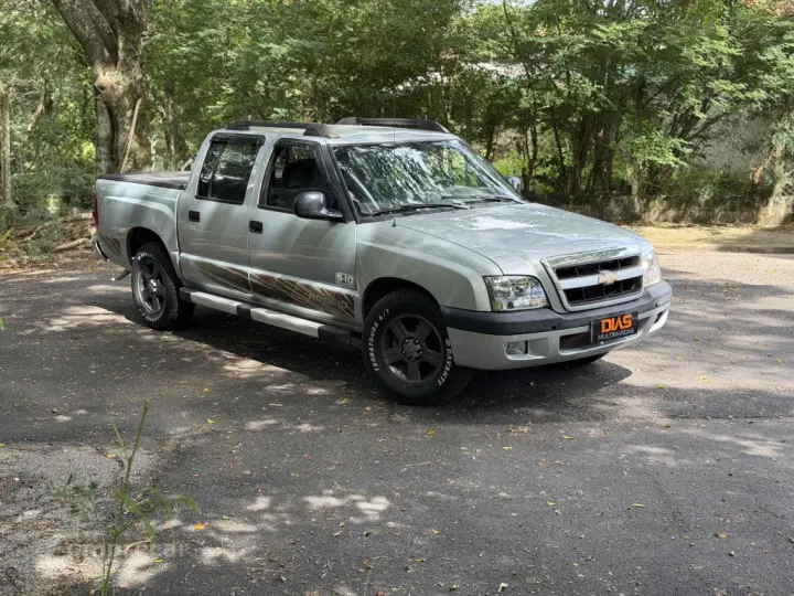 S10 2.4 MPFI RODEIO 4X2 CD 8V FLEX 4P MANUAL