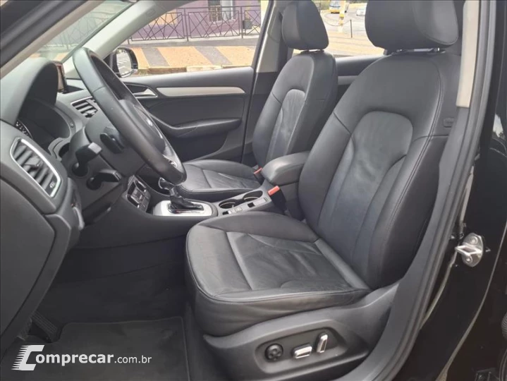Q3 1.4 TFSI Ambiente Plus S Tronic