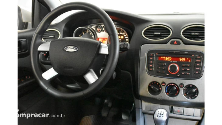 FOCUS HATCH - 1.6 GLX 16V 4P MANUAL