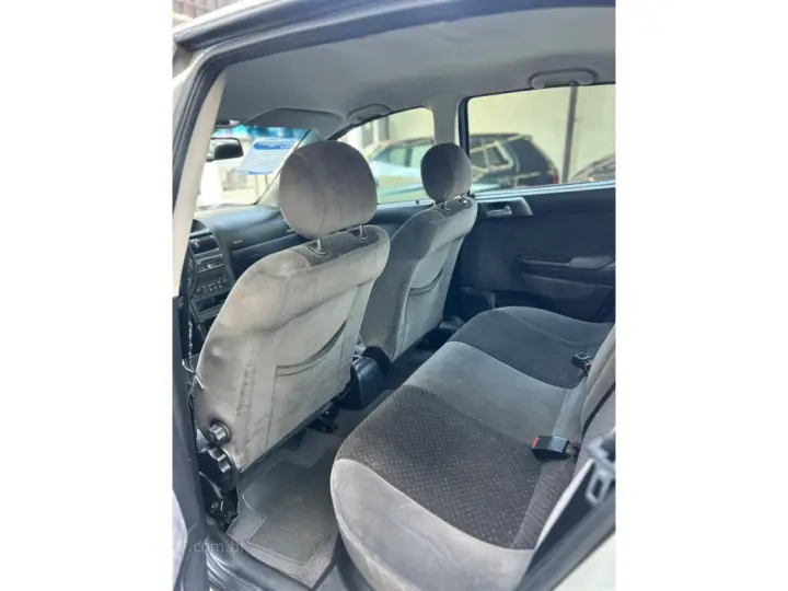 ASTRA 2.0 MPFI ELEGANCE SEDAN 8V FLEX 4P MANUAL