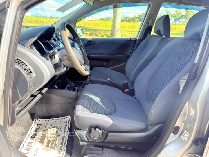 FIT 1.4 LX 16V
