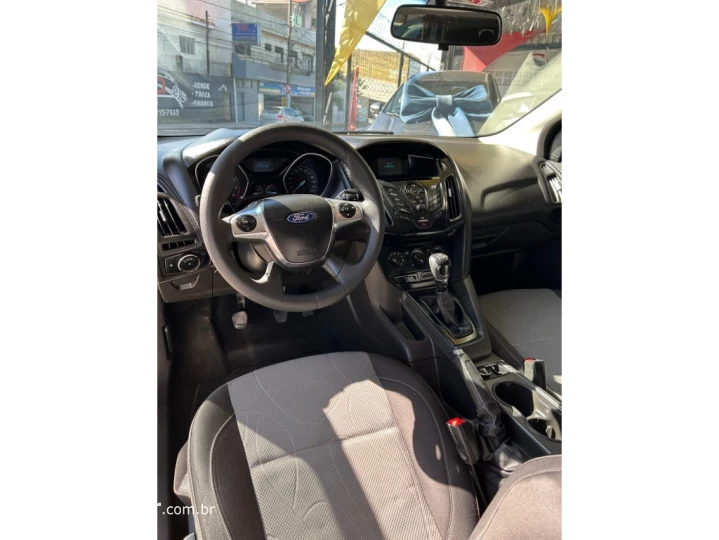 FOCUS 1.6 S 16V FLEX 4P MANUAL