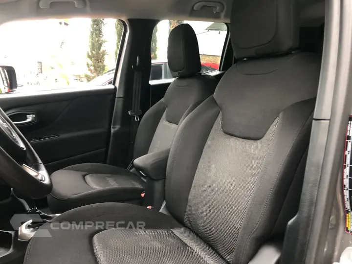 Renegade 1.8 16V Flex Sport 4P Automático