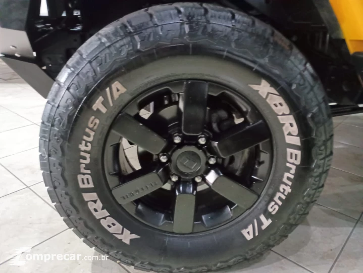 T-4 Bold XLT 3.2