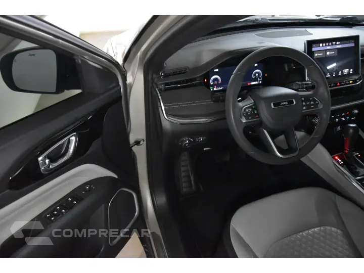 COMMANDER 1.3 T270 TURBO FLEX LIMITED AT6