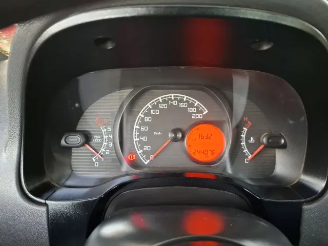 STRADA - 1.4 MPI HARD WORKING CS 8V 2P MANUAL