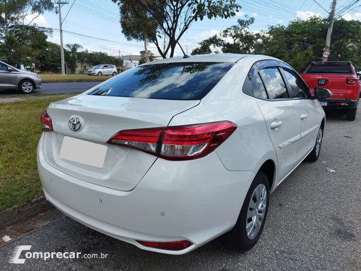YARIS 1.5 16V Sedan XL