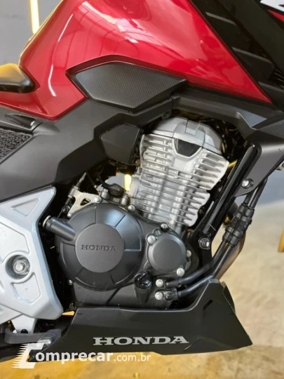 CB Twister 300 F