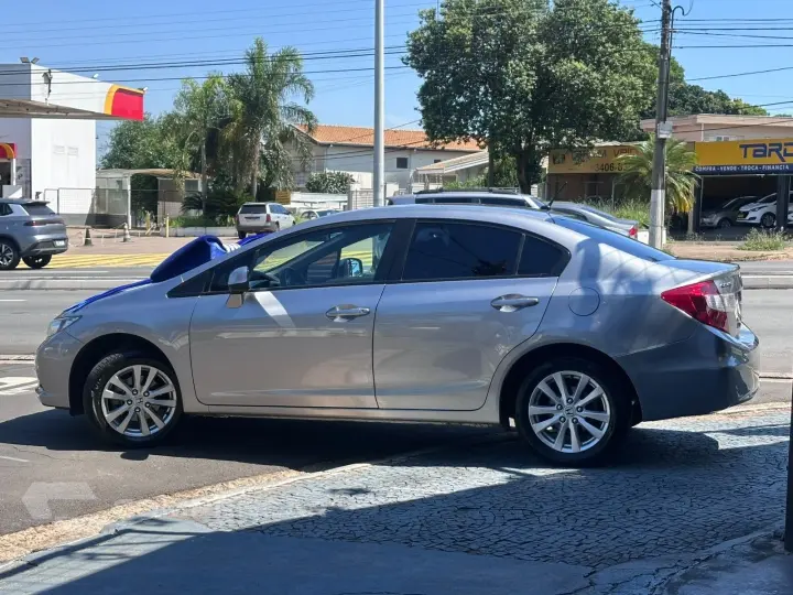 CIVIC 1.8 LXS 16V FLEX 4P AUTOMÁTICO