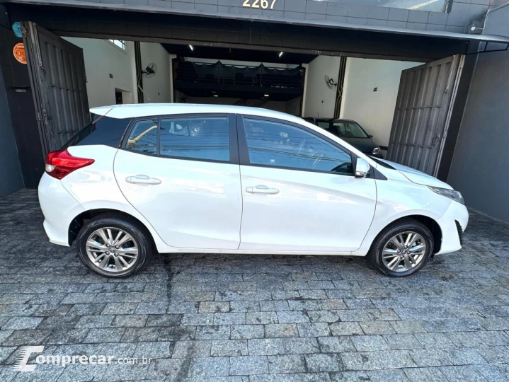 YARIS XL Plus Con. 1.5 Flex 16V 5p Aut.