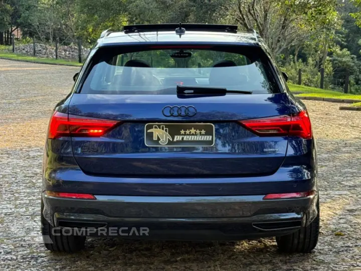 Q3 2.0 40 TFSI GASOLINA PERFORMANCE BLACK QUATTRO TIPTRONIC