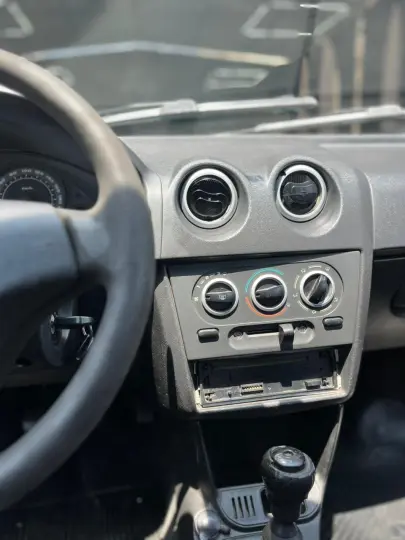 PRISMA 1.4 MPFI JOY 8V