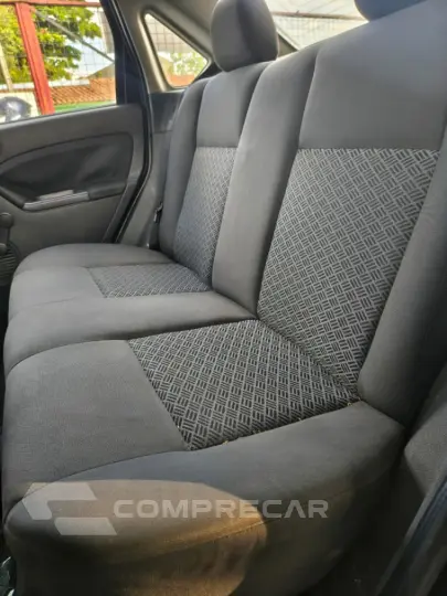 FIESTA 1.6 MPI Sedan 8V