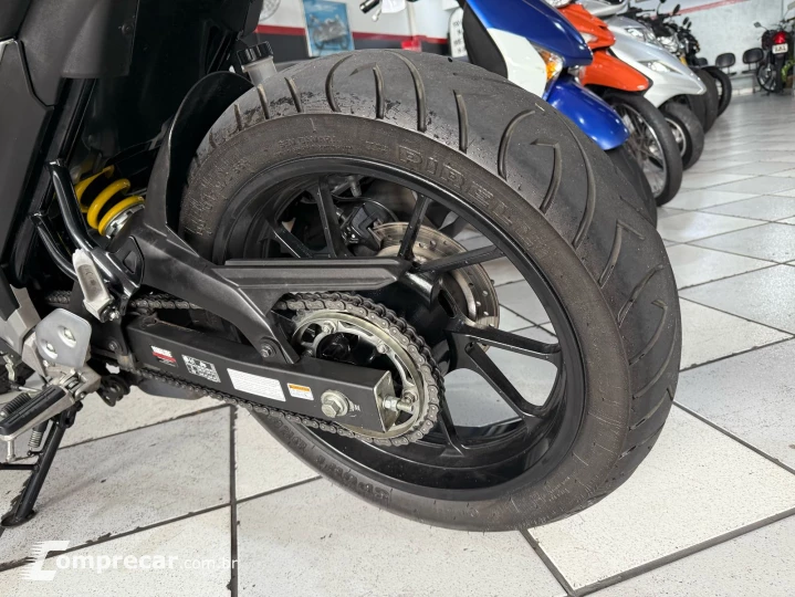 FZ25 ABS