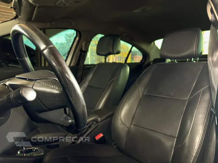 FLUENCE 2.0 Dynamique 16V