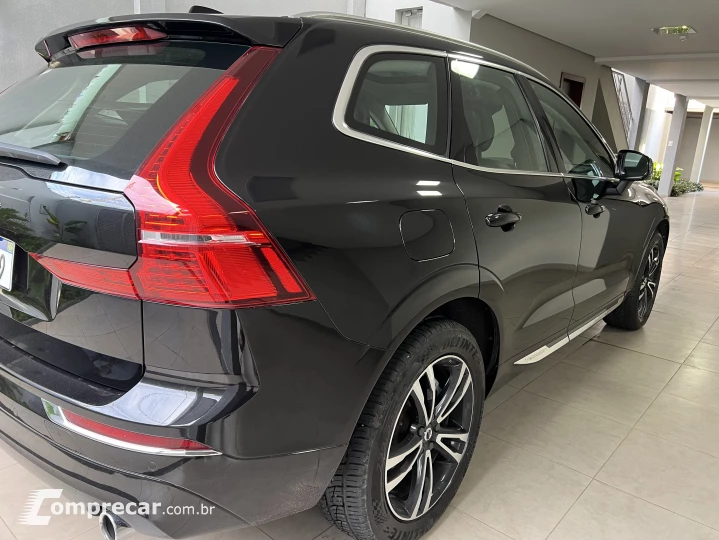 XC60 2.0 T5 Momentum AWD Geartronic