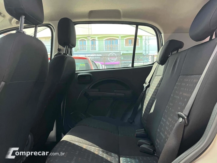UNO 1.0 EVO VIVACE 8V FLEX 4P MANUAL