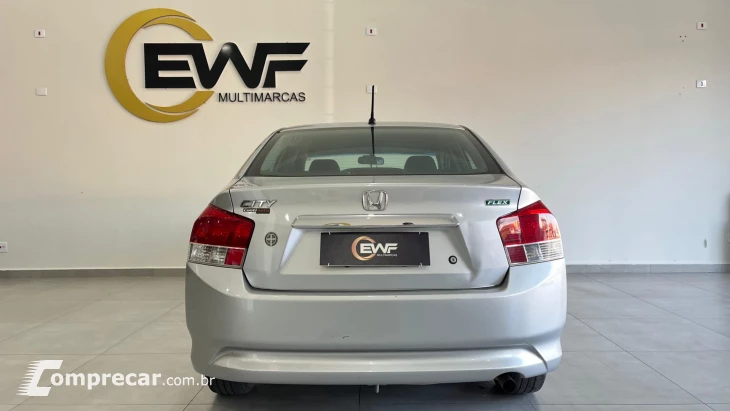 CITY Sedan LX 1.5 Flex 16V 4p Aut.