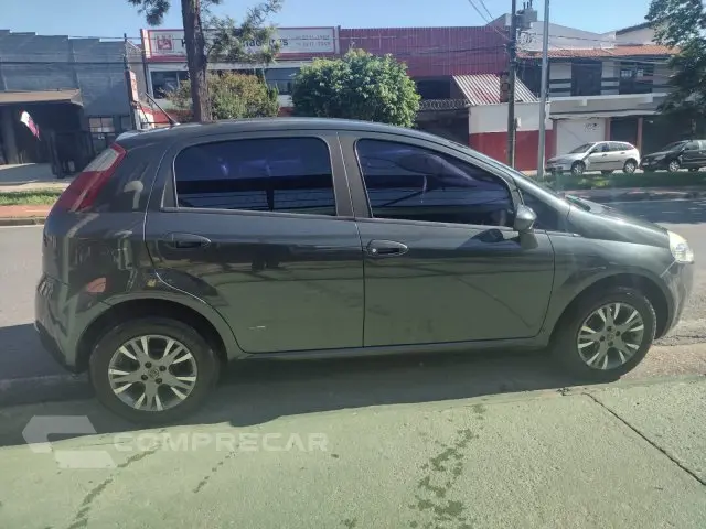 PUNTO - 1.4 ATTRACTIVE 8V 4P MANUAL